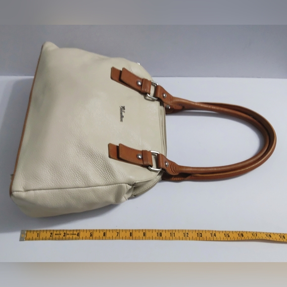 Valentina Cream and Tan Leather Handbag. Pre-owned. Great Condition. - Picture 14 of 15